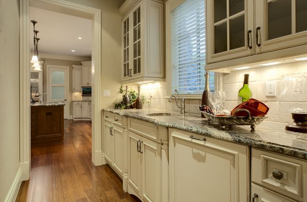 Butlers Pantry Installation in Katy